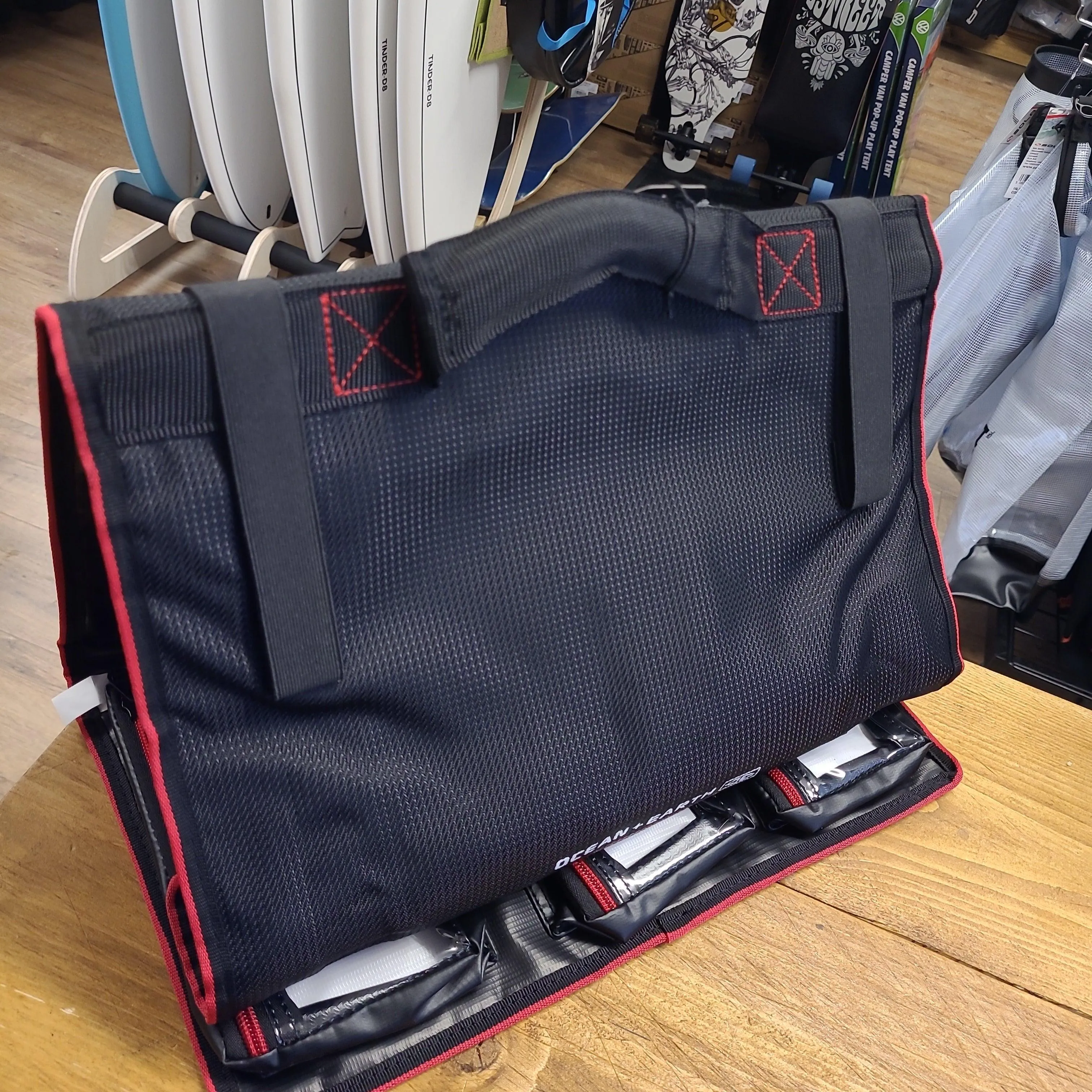 Ocean & Earth 3-Fold Surf Locker