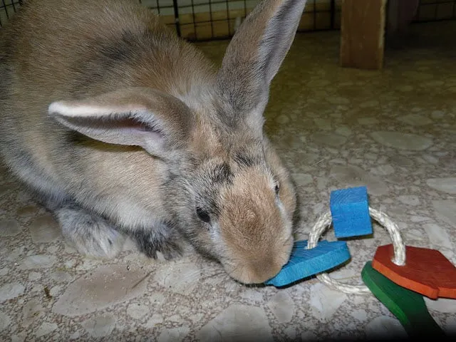 Sisal Keyring Rabbit Toy
